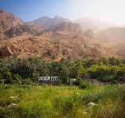 Oman-018-House-In-The-Hills