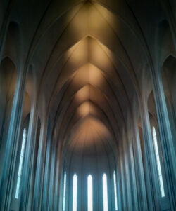 Inside Hallgrímur Church