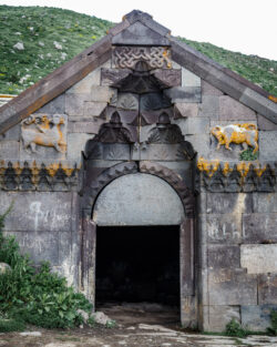 Caravanseri Entrance