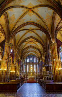 Matthias Church Aisle